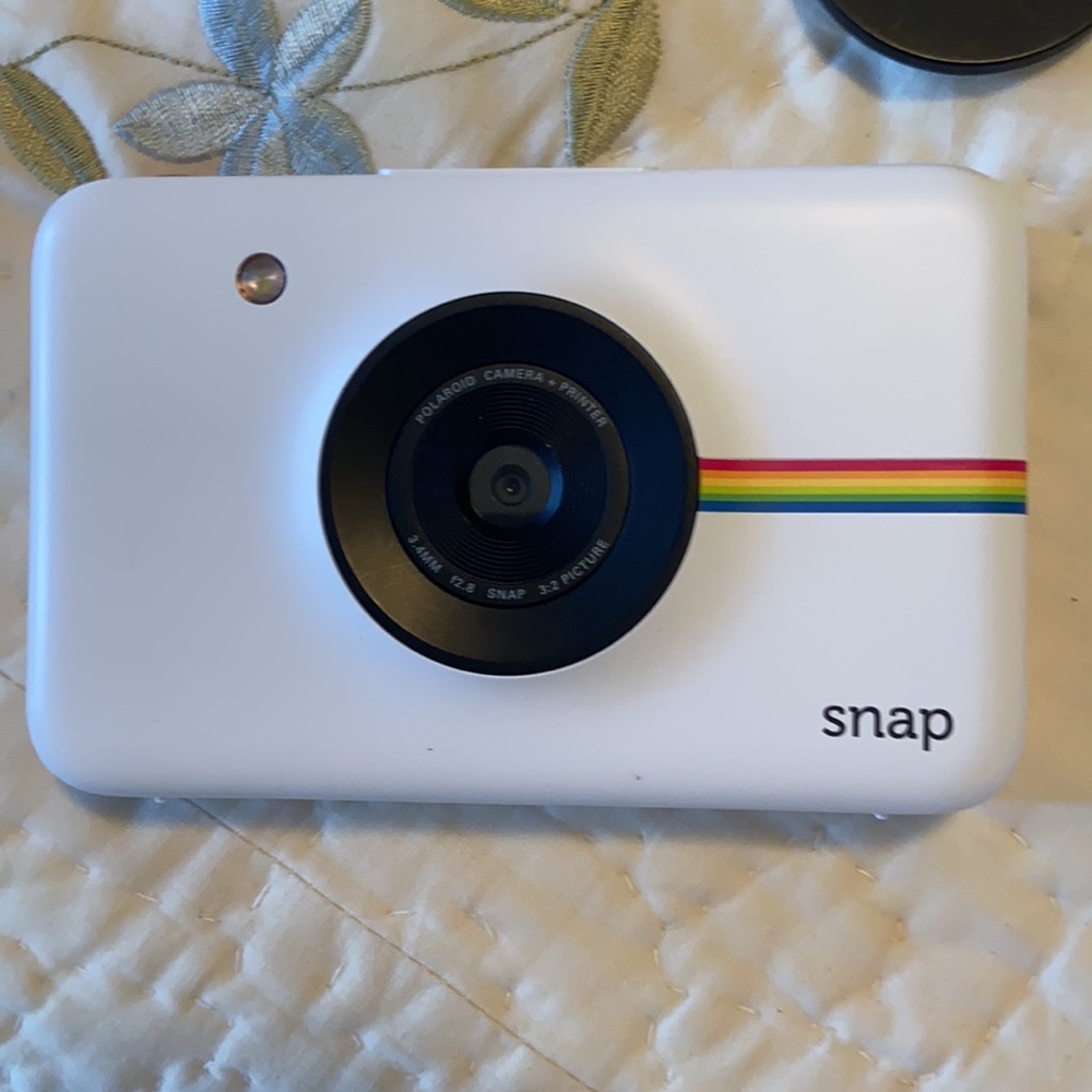 Polaroid snap camera - Picture 2 of 4